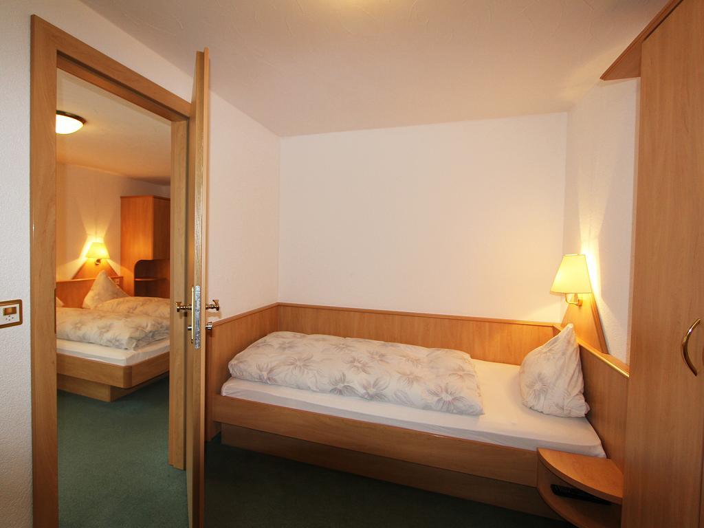 Hotel Monte-Moro Saas-Almagell ห้อง รูปภาพ