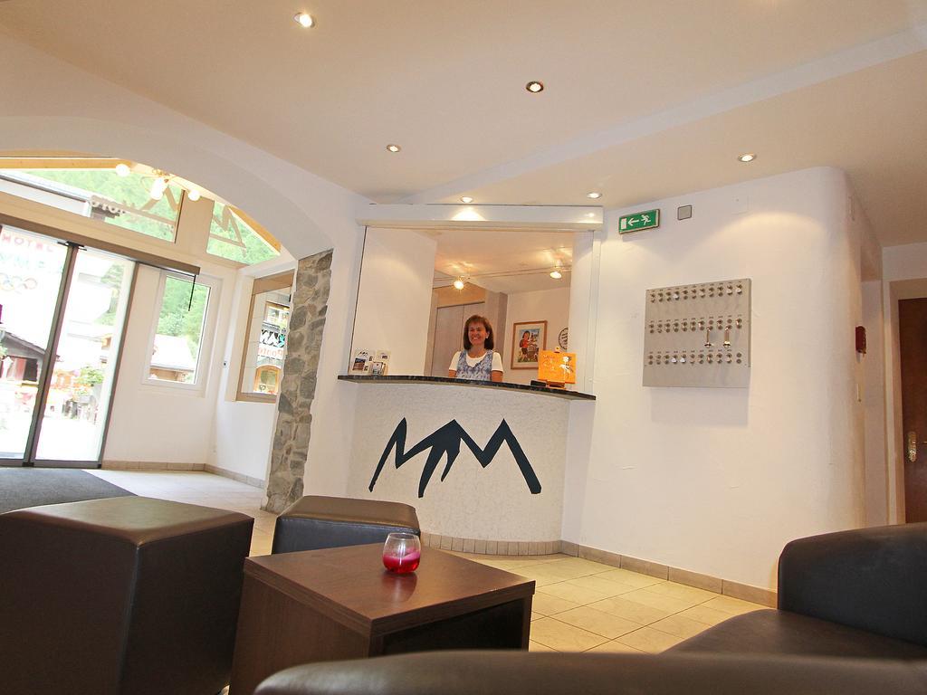 Hotel Monte-Moro Saas-Almagell ภายนอก รูปภาพ