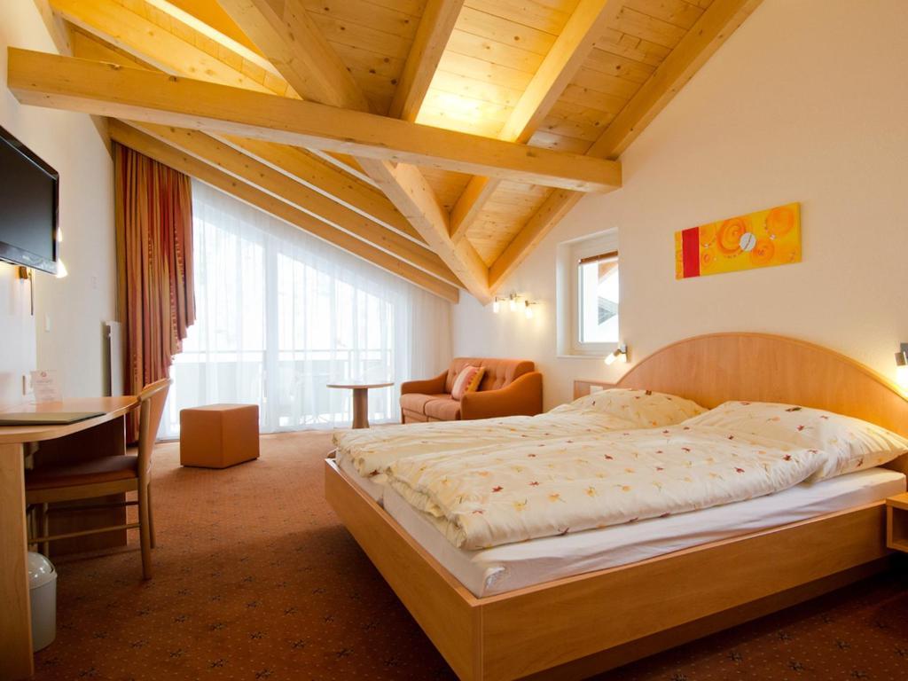 Hotel Monte-Moro Saas-Almagell ห้อง รูปภาพ